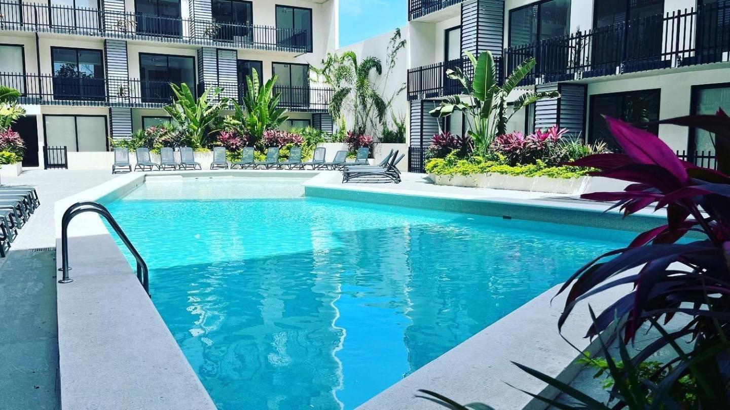 Urban Towers Playa Del Carmen Apartment ภายนอก รูปภาพ