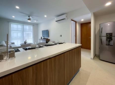 Urban Towers Playa Del Carmen Apartment ภายนอก รูปภาพ