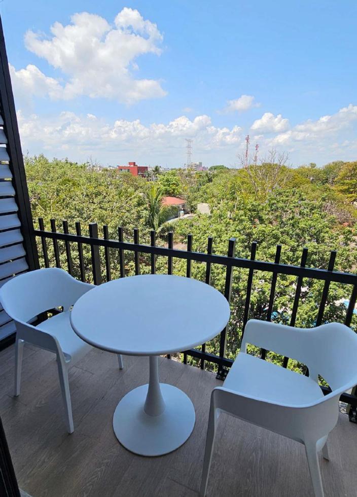 Urban Towers Playa Del Carmen Apartment ภายนอก รูปภาพ